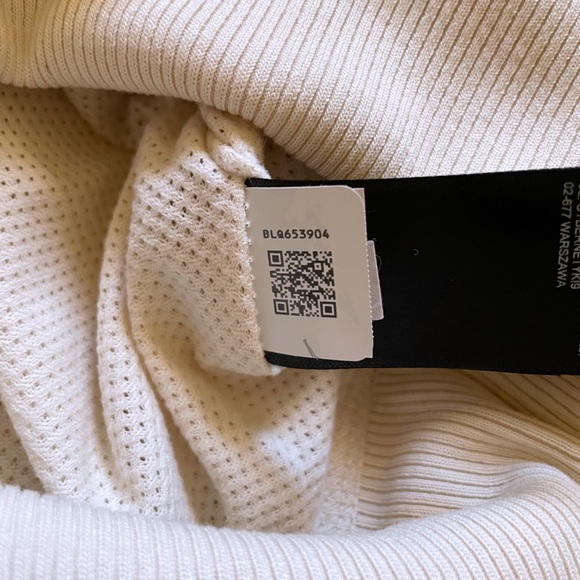 The North Face Men’s Ridge Fleece Crewneck Sweater - Picture 5 of 6